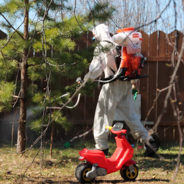 Обработка участка от клещей в Новокуйбышевске?